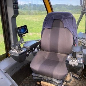 foto 13t laduje 10t forwarder 8x8 SAMPO FR28 Rosenlew