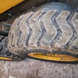 foto 16t rowniarka 6x6 XCMG GR215 platnizcki