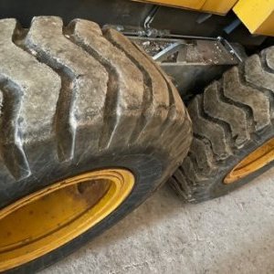 foto 16t rowniarka 6x6 XCMG GR215 platnizcki