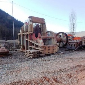 foto szczęk 145t rozdrabniacz 405-860t/h zdemontowane!