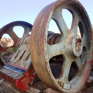 foto szczęk 145t rozdrabniacz 405-860t/h zdemontowane!