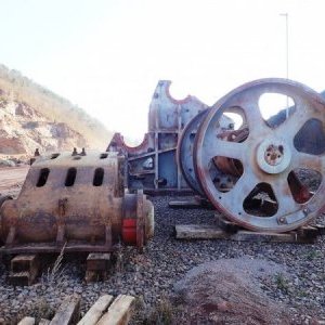 foto szczęk 145t rozdrabniacz 405-860t/h zdemontowane!