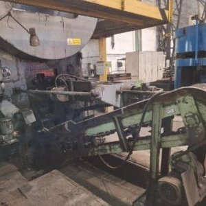 foto 37.5t nożyce 8.000kN 125mm do cięcia metal.prętów ScKu 800 +Škoda (transportery +piec gazowa 70t)