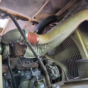 foto 19bar kompresor Ingersoll-Rand 17/235 C43 stacionar CAT silnik