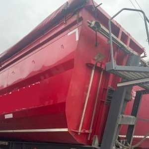 foto 55m3 wywrotka wana 39/36t hardox naczepa Kempf nove opony
