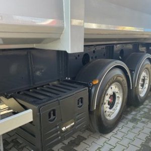 foto 55m3 wywrotka 39/36t hardox naczepa Wielton NW3