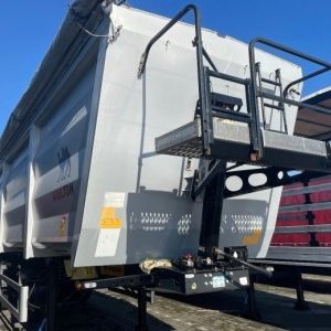 foto 55m3 wywrotka 39/36t hardox naczepa Wielton NW3