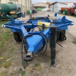 foto 8.3t przyczepa hakowiec KPK10 samochody